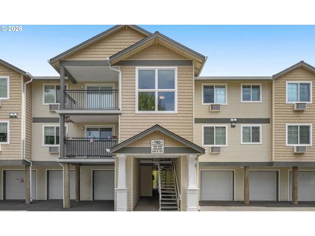 720 NW 185th Ave #306, Beaverton, OR 97006