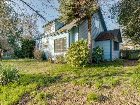 6103 SE 103rd Ave, Portland, OR 97266
