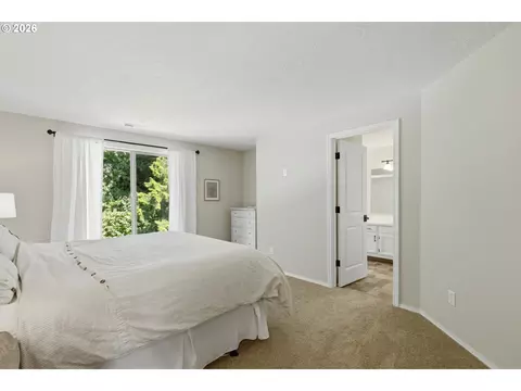 Bedroom - 1386 SE Condor Pl, Gresham, OR 97080 photo 1 of 4