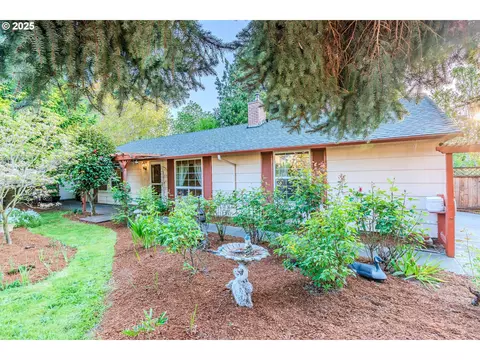 21140 SE Yamhill St, Gresham, OR 97030