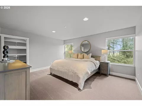 Bedroom - 2193 NE 3rd Ave, Camas, WA 98607 photo 6 of 6