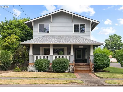 380 E Arlington St, Gladstone, OR 97027