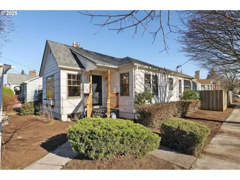 3028 SE 71st Ave, Portland, OR 97206