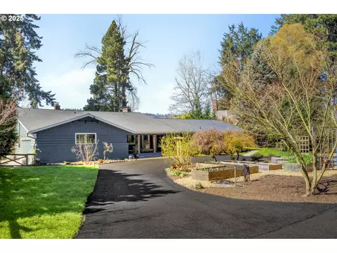 3905 SE Willamette Dr, Milwaukie, OR 97267