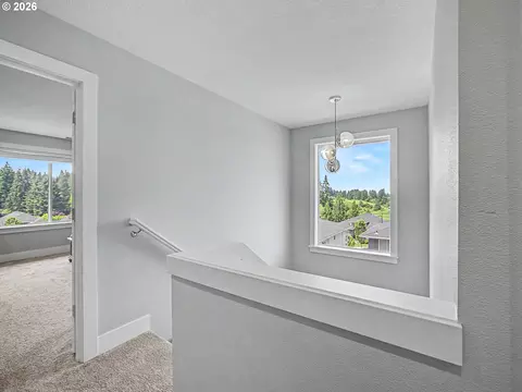 Entry Way - 37984 Juniper St, Sandy, OR 97055 photo 4 of 6