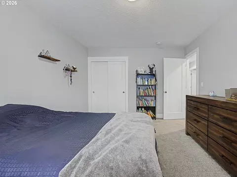 Bedroom - 37984 Juniper St, Sandy, OR 97055 photo 7 of 7