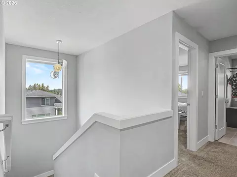 Entry Way - 37984 Juniper St, Sandy, OR 97055 photo 6 of 6