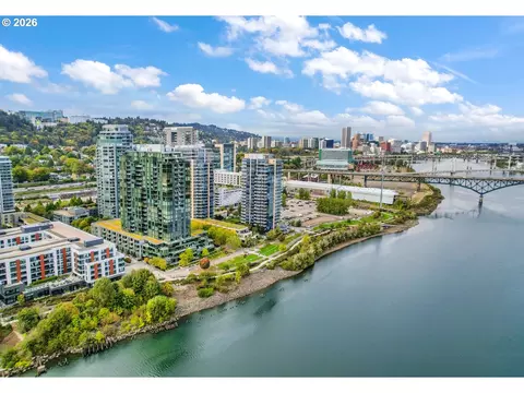 841 S Gaines St #714, Portland, OR 97239