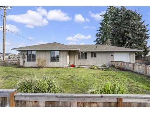 11250 NW Main St, North Plains, OR 97133