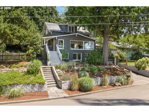 4314 SW Washouga Ave, Portland, OR 97239