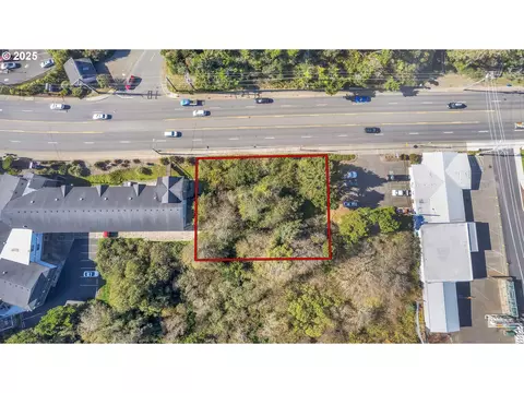 296 NW Highway 101, Lincoln City, OR 97367