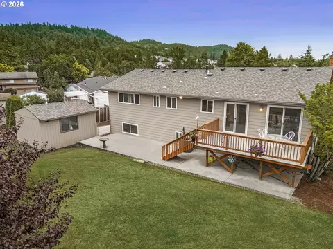 Exterior - 2755 SW Angeline Ct, Gresham, OR 97080 photo 6 of 6