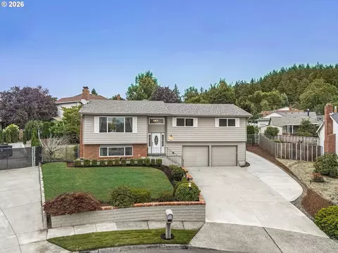 Exterior - 2755 SW Angeline Ct, Gresham, OR 97080 photo 2 of 6