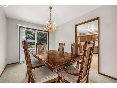 Dining - 2755 SW Angeline Ct, Gresham, OR 97080 photo 1 of 1