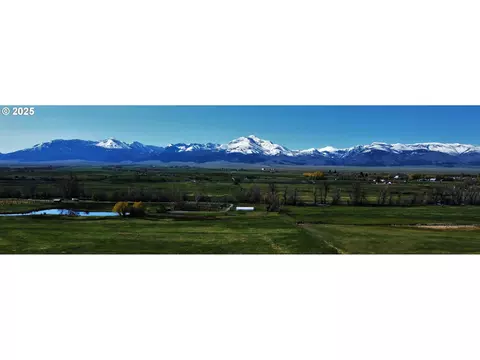 68001 Highway 26, Prairie City, OR 97869