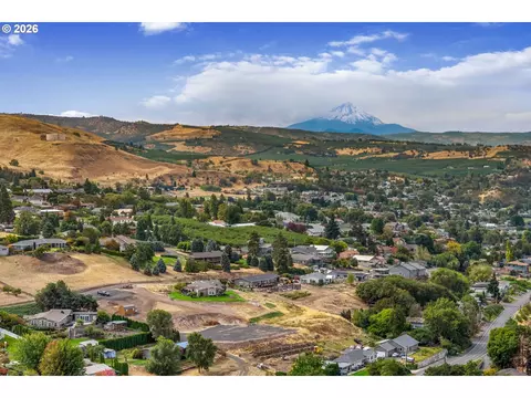View/Area - 2837 E 9th St, The Dalles, OR 97058 photo 13 of 15