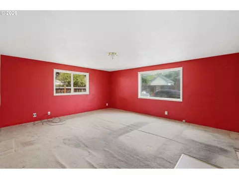 355 N Grove Ct, Eugene, OR 97404 photo 7