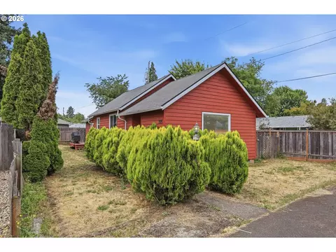355 N Grove Ct, Eugene, OR 97404 photo 1