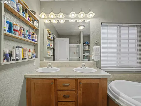 24683 E Cedar Hill Pl, Welches, OR 97067 photo 24