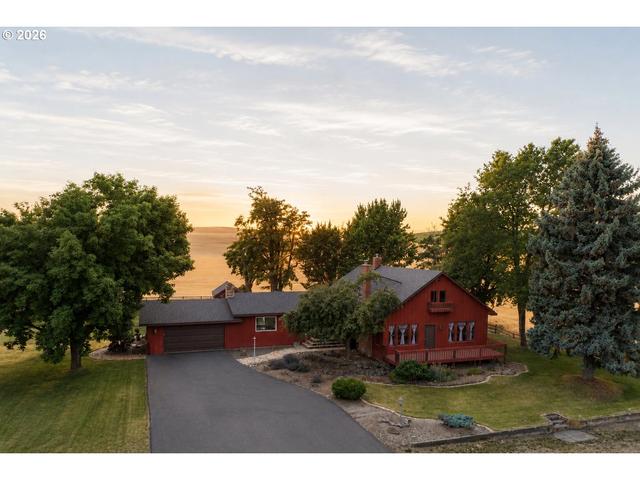 52042 Highway 11, Athena, OR 97813