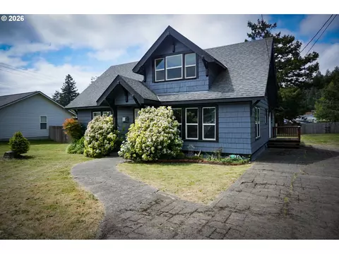 1735 N Elm St, Coquille, OR 97423