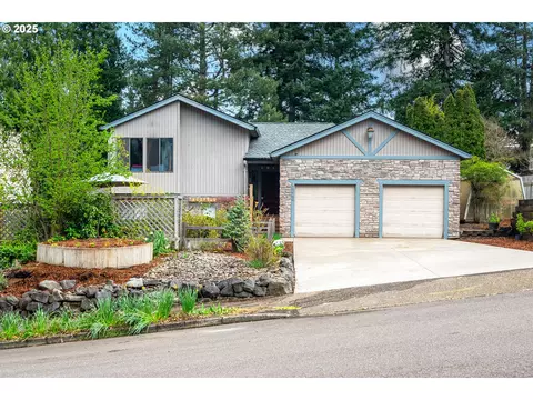 19686 Sun Cir, West Linn, OR 97068