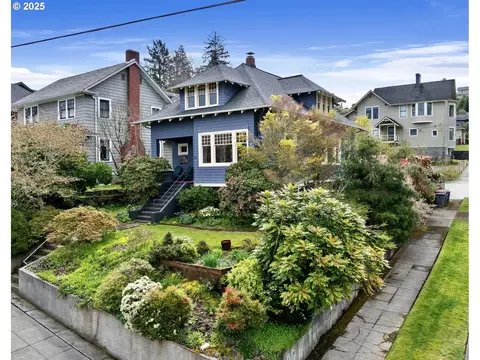 1219 Jerome Ave, Astoria, OR 97103