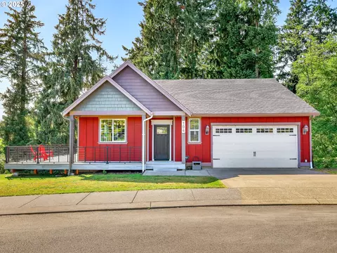 104 South Pl, Astoria, OR 97103