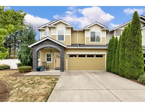 1525 N 8th St, Washougal, WA 98671