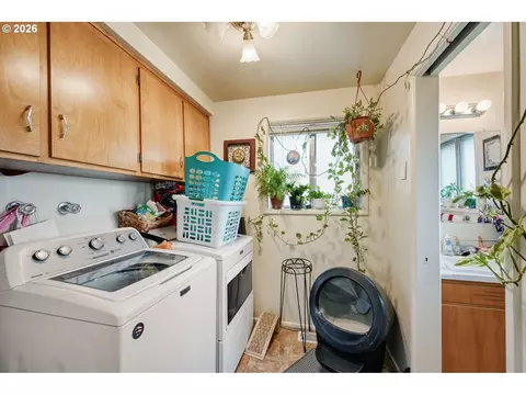Other - 2562 Dover Dr, Eugene, OR 97404 photo 6 of 6