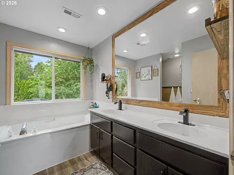 3008 SE Laura Ave, Gresham, OR 97080 photo 29