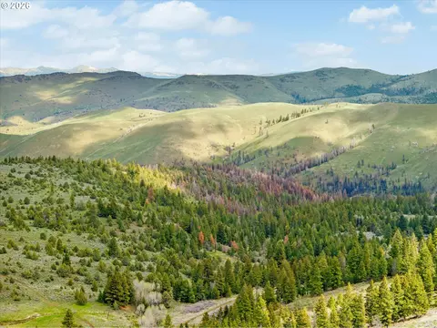 Clarks Creek Rd, Bridgeport, OR 97819