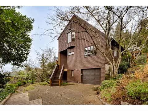 2845 Central, Eugene, OR 97403
