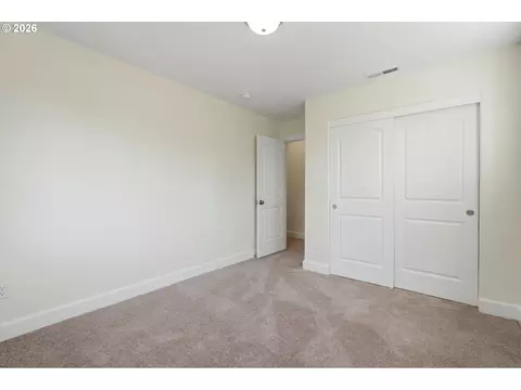 Bedroom - 19031 Dublin Ave, Sandy, OR 97055 photo 6 of 6