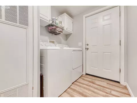 21553 SE Ankeny Ter, Gresham, OR 97030 photo 15