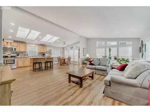 21553 SE Ankeny Ter, Gresham, OR 97030 photo 3