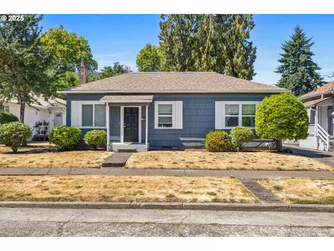 216 NW 13th St, Corvallis, OR 97330