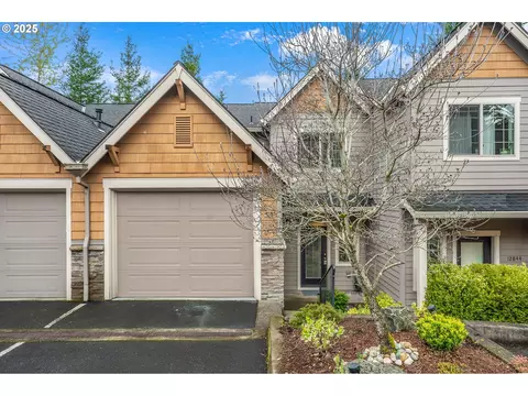 12846 Boones Ferry Rd, Lake Oswego, OR 97035