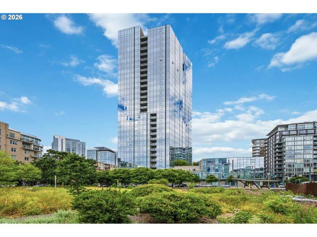 1075 NW Northrup St #2312, Portland, OR 97209
