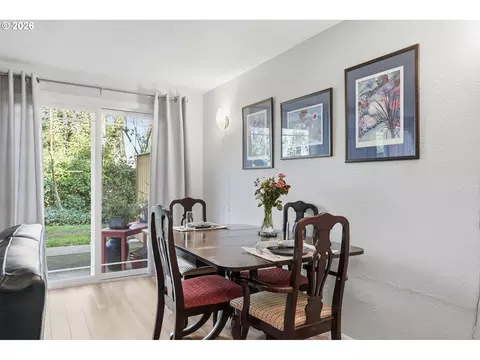 Dining - 1326 Quaker St, Eugene, OR 97402 photo 2 of 2