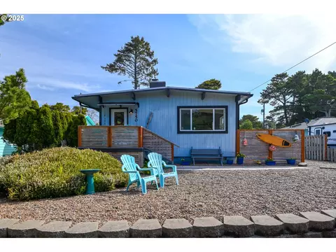 5750 Hacienda Ave, Lincoln City, OR 97367