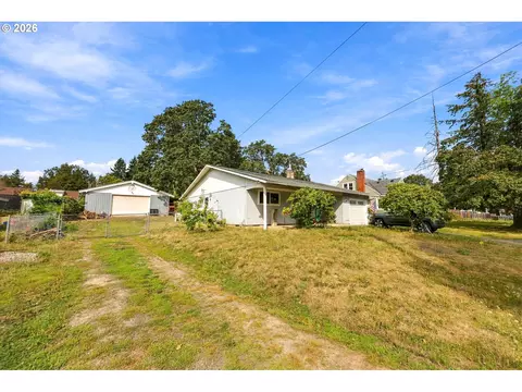 14117 SE Lee Ave, Milwaukie, OR 97267