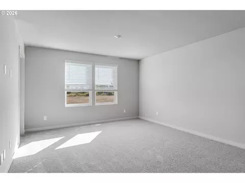 955 Legacy St, Eugene, OR 97402 photo 10