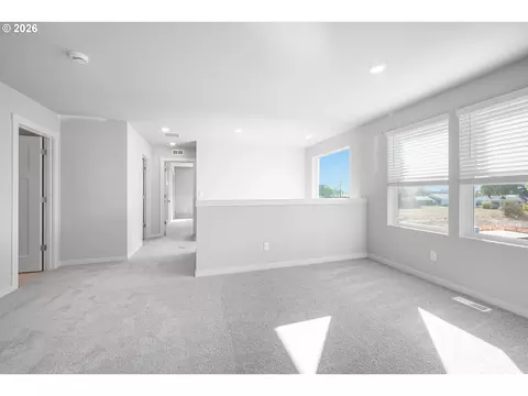 955 Legacy St, Eugene, OR 97402 photo 19