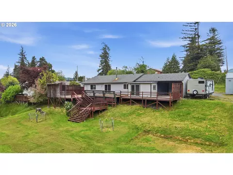 Other - 1820 E Cedar St, Myrtle Point, OR 97458 photo 4 of 8