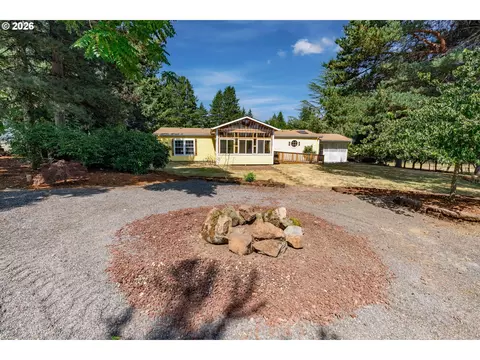 Exterior - 20100 SE Bornstedt Rd, Sandy, OR 97055 photo 4 of 11