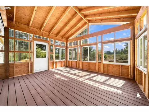Exterior - 20100 SE Bornstedt Rd, Sandy, OR 97055 photo 9 of 11
