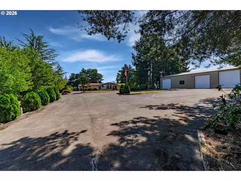 Exterior - 20100 SE Bornstedt Rd, Sandy, OR 97055 photo 1 of 11