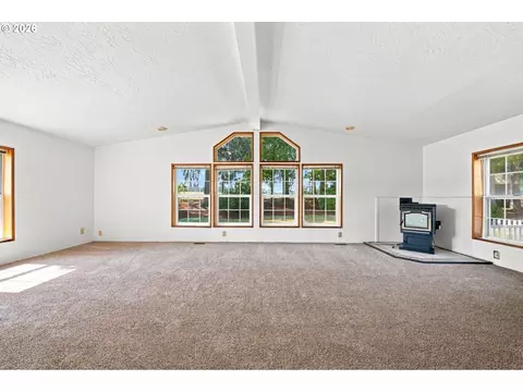 Living - 20100 SE Bornstedt Rd, Sandy, OR 97055 photo 2 of 6