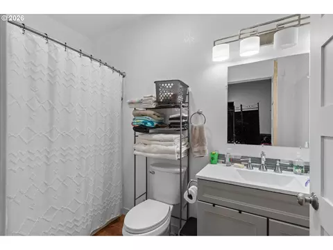 Bath - 105 Arcade St, Lexington, OR 97839 photo 3 of 3